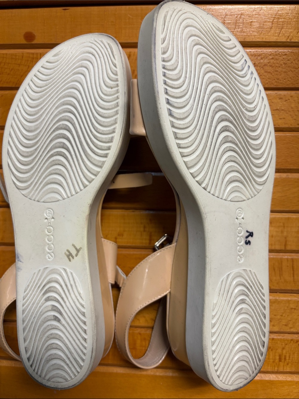 ECCO Women's Nude Leather Slingback Sandals size 37 - Picture 2 of 3